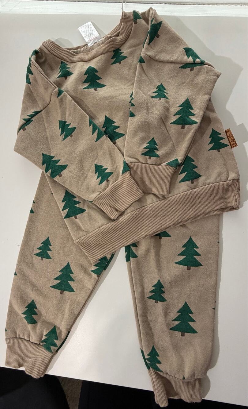 Lila & Jack Toddler 2T Christmas Tree Sweatshirt Jogger Set Beige Green
